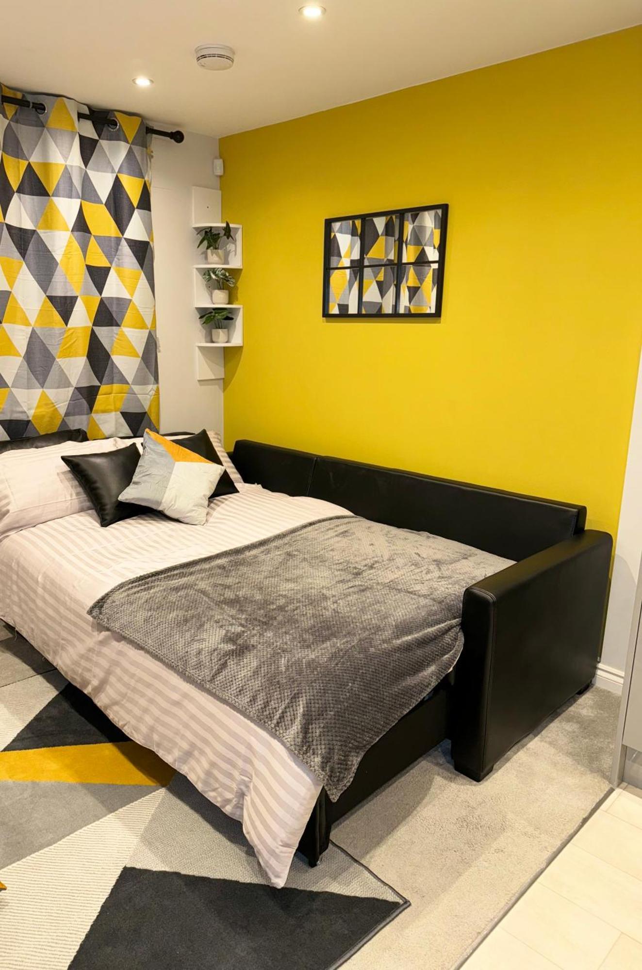 Nhs Workers And Students Haven - The Bee Hive Villa Reading Eksteriør bilde